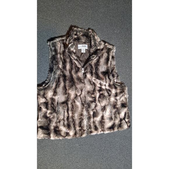 BACK IN THE SADDLE BROWN FAUX FUR Womens VEST size Large zip up with pockets - Picture 1 of 4